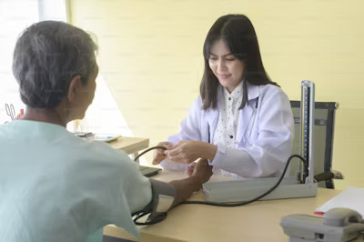 assessing patient vital signs for an individualized patient care plan
